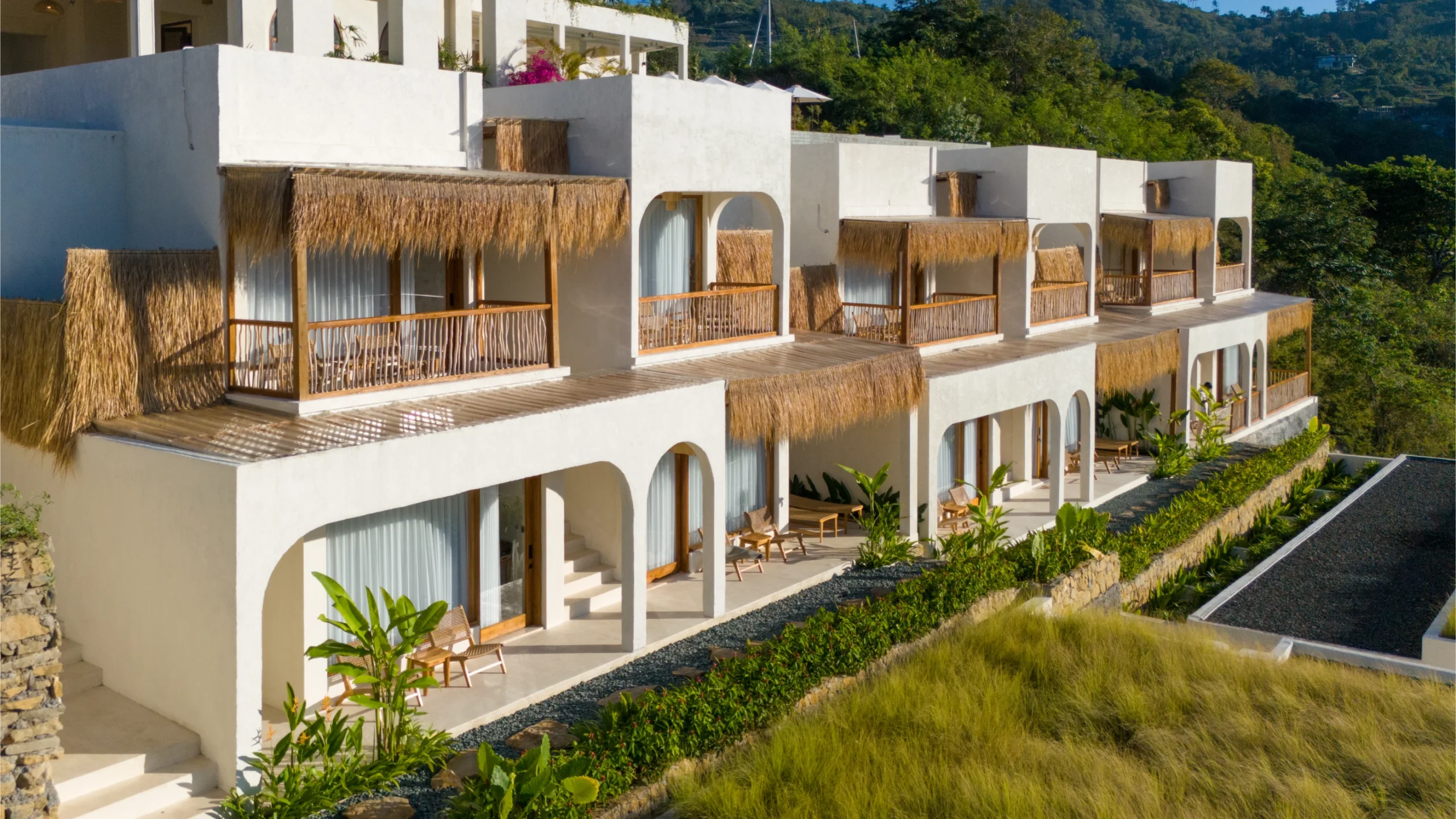 Exterior 6